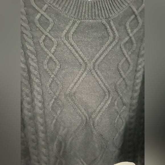 HYFVE Cropped Black Cable Knit Batwing Sweater Size Small Boho - Picture 5 of 5